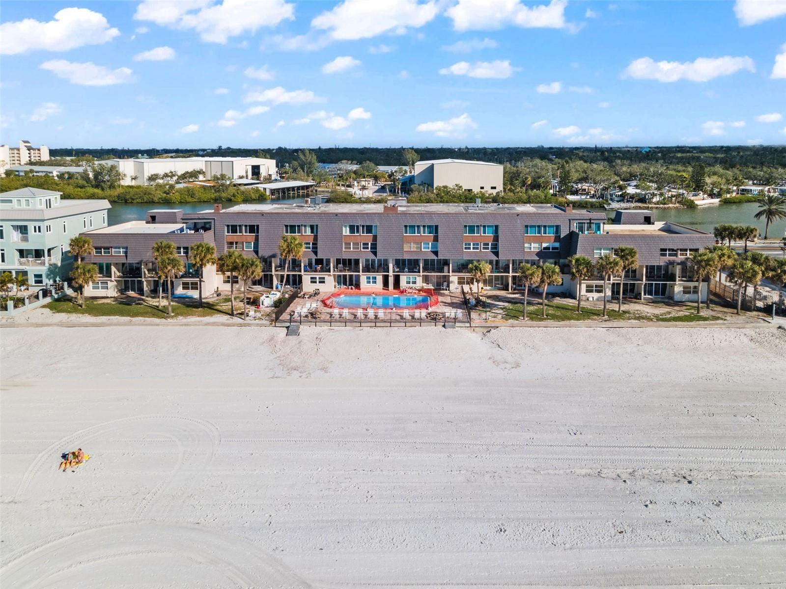 60 GULF BLVD #402