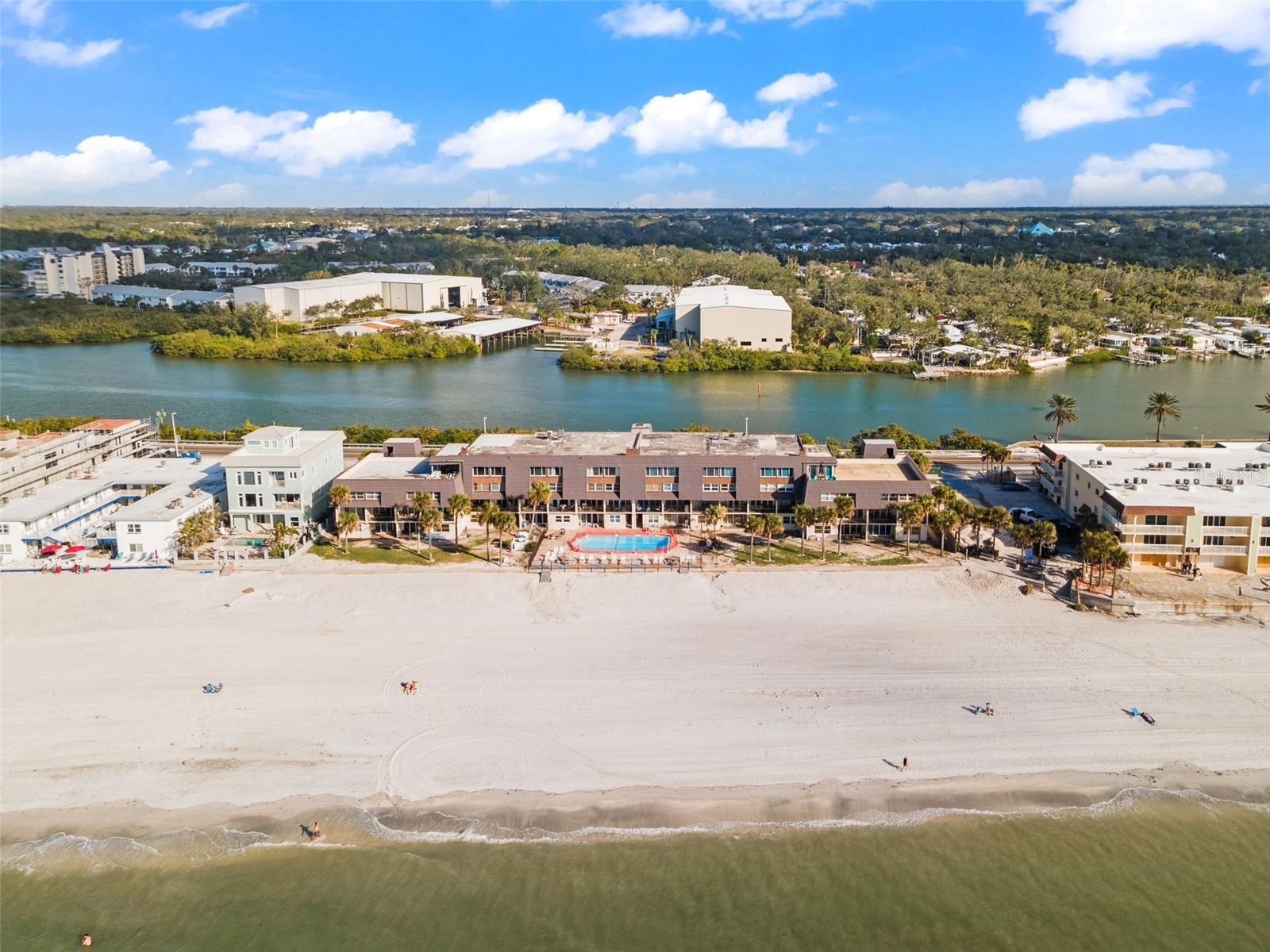 60 GULF BLVD #402