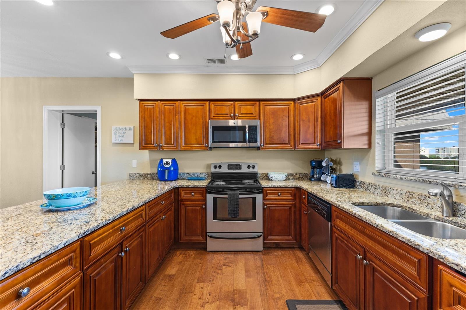 60 GULF BLVD #402