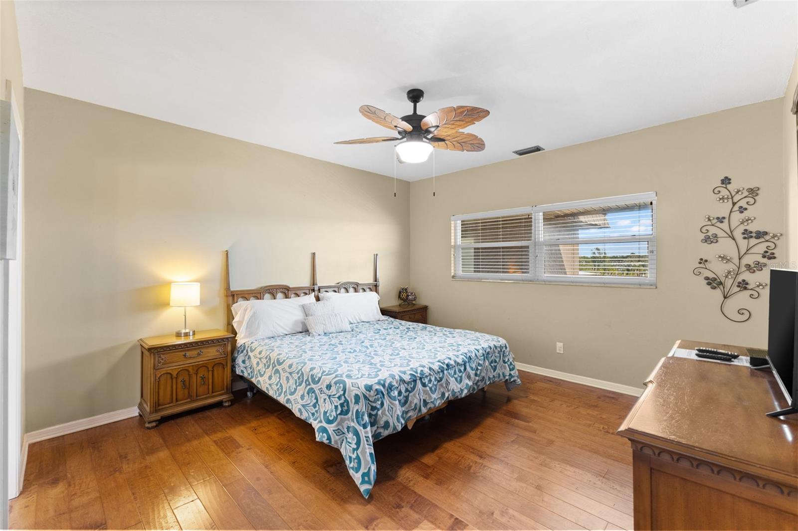 60 GULF BLVD #402