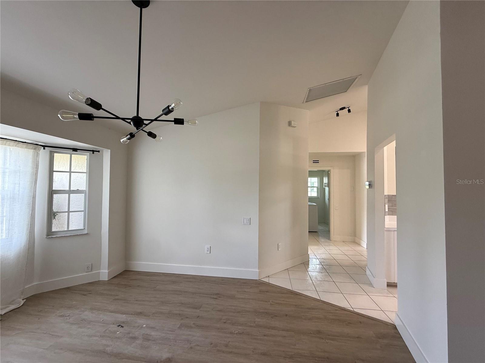 1304 ALTON RD