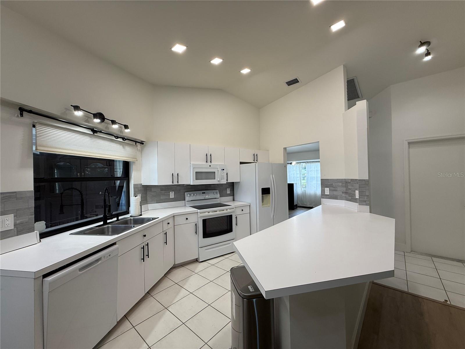 1304 ALTON RD