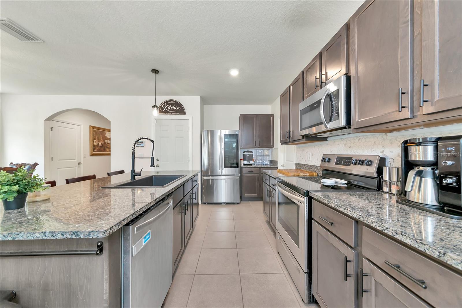 5808 CALLA LILLY DR