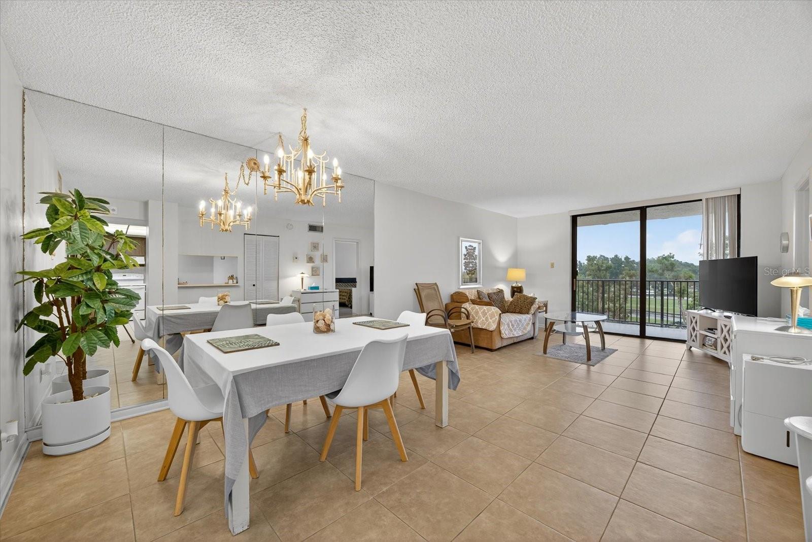 6051 SUN BLVD #403