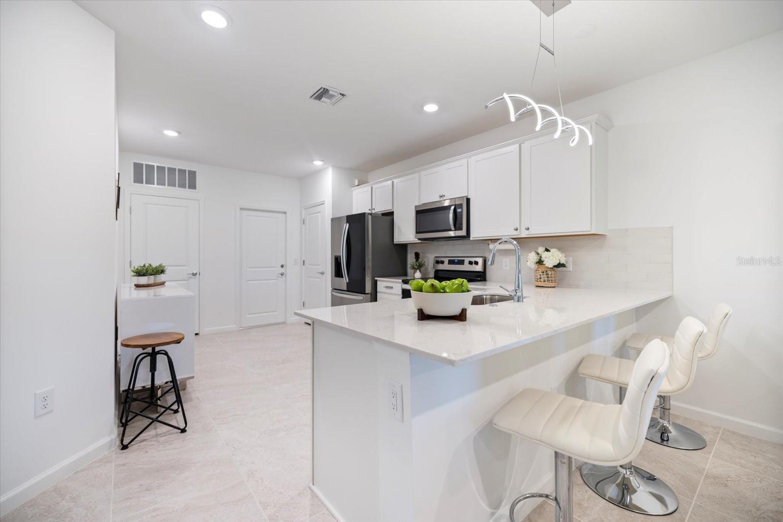 6511 SILVERSTAR DR
