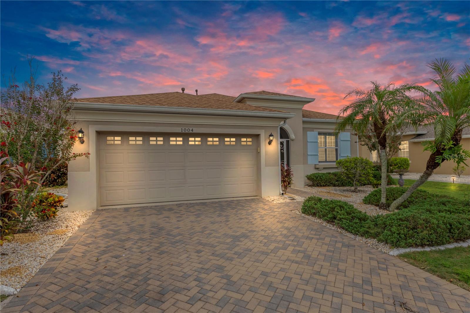 1004 REGAL MANOR WAY