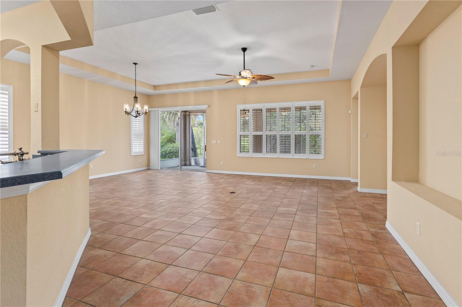 1004 REGAL MANOR WAY