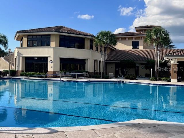 1004 REGAL MANOR WAY