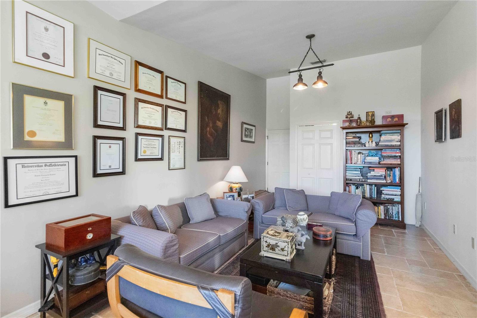 3807 BAYSIDE DR