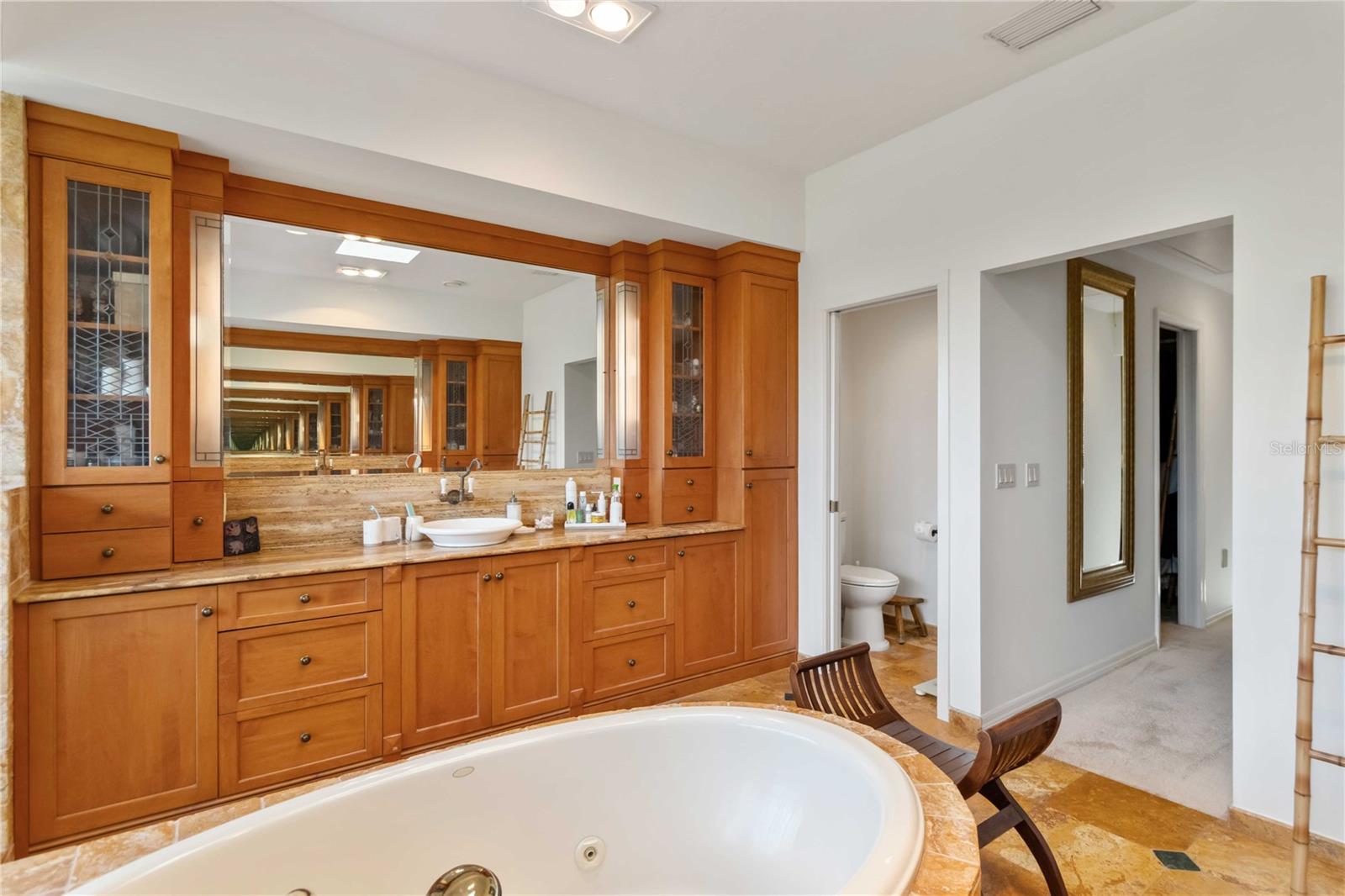 3807 BAYSIDE DR
