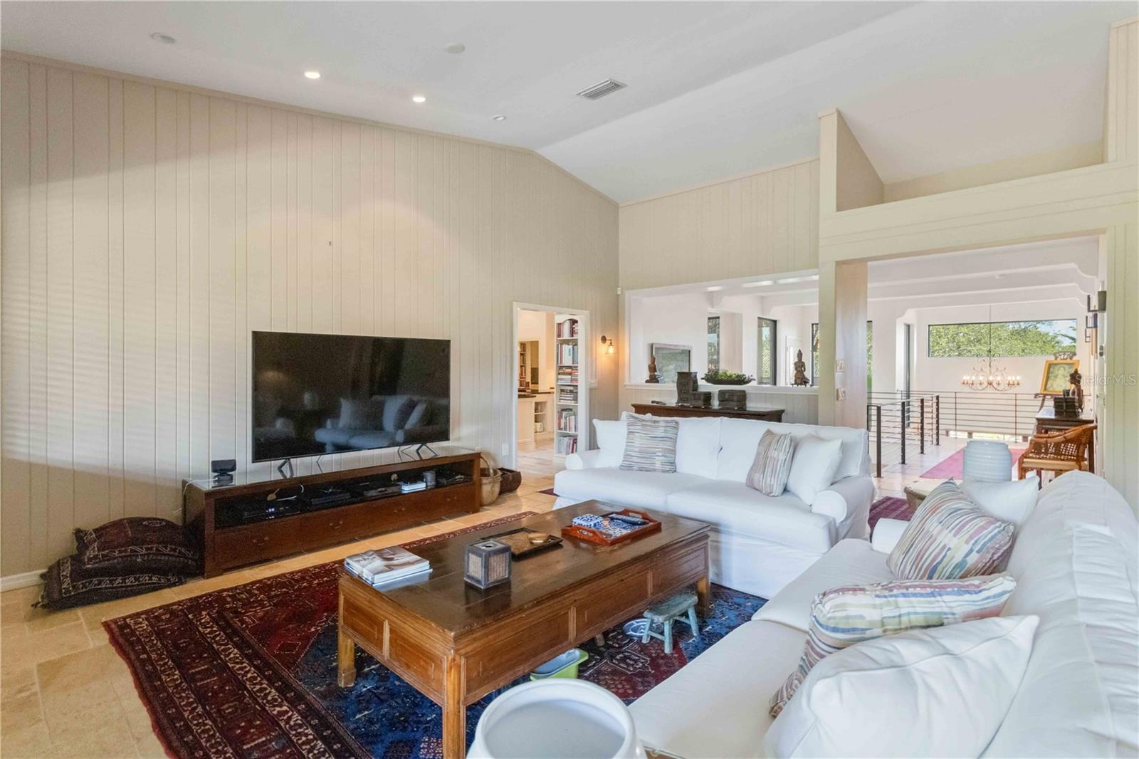 3807 BAYSIDE DR