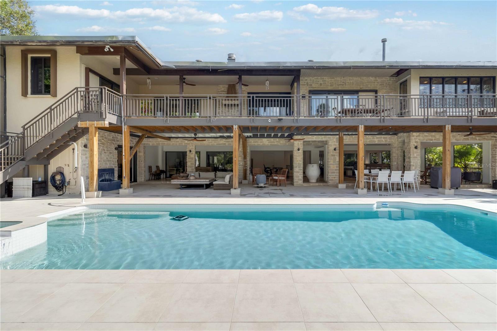 3807 BAYSIDE DR