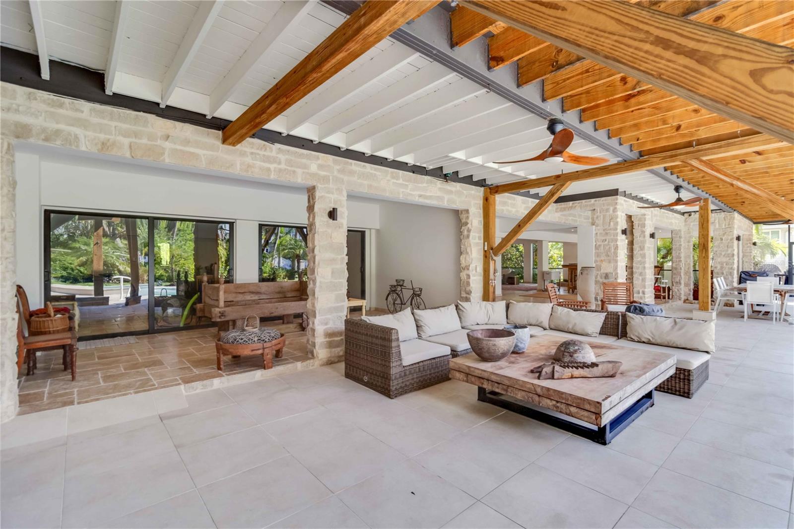 3807 BAYSIDE DR