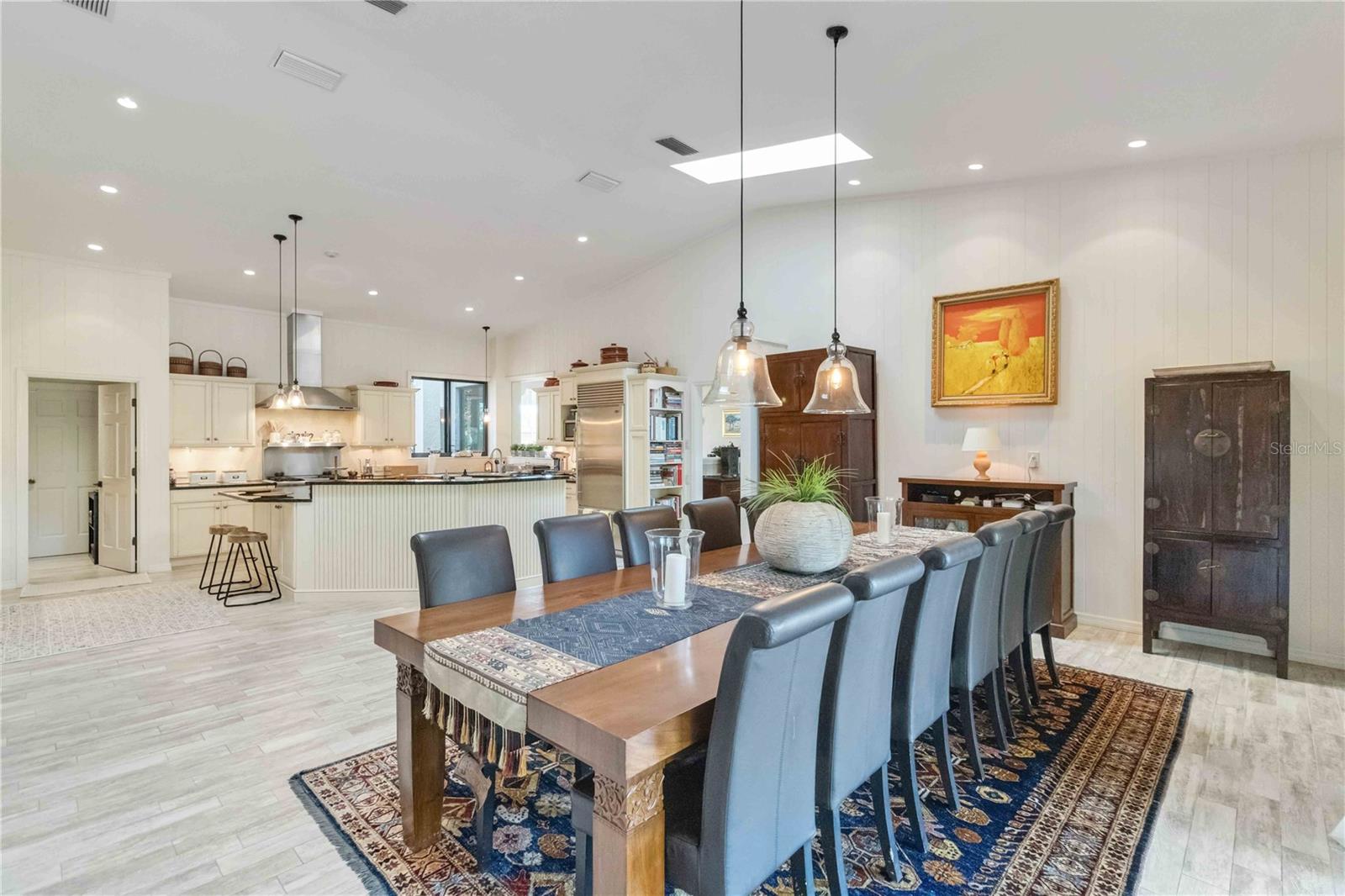 3807 BAYSIDE DR