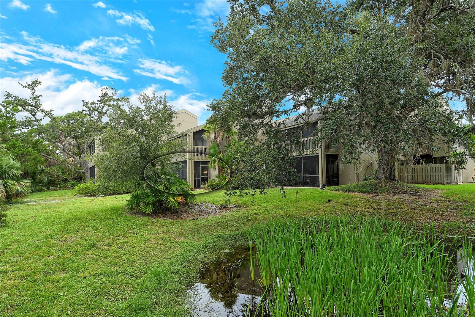 111 WOODLAND PL