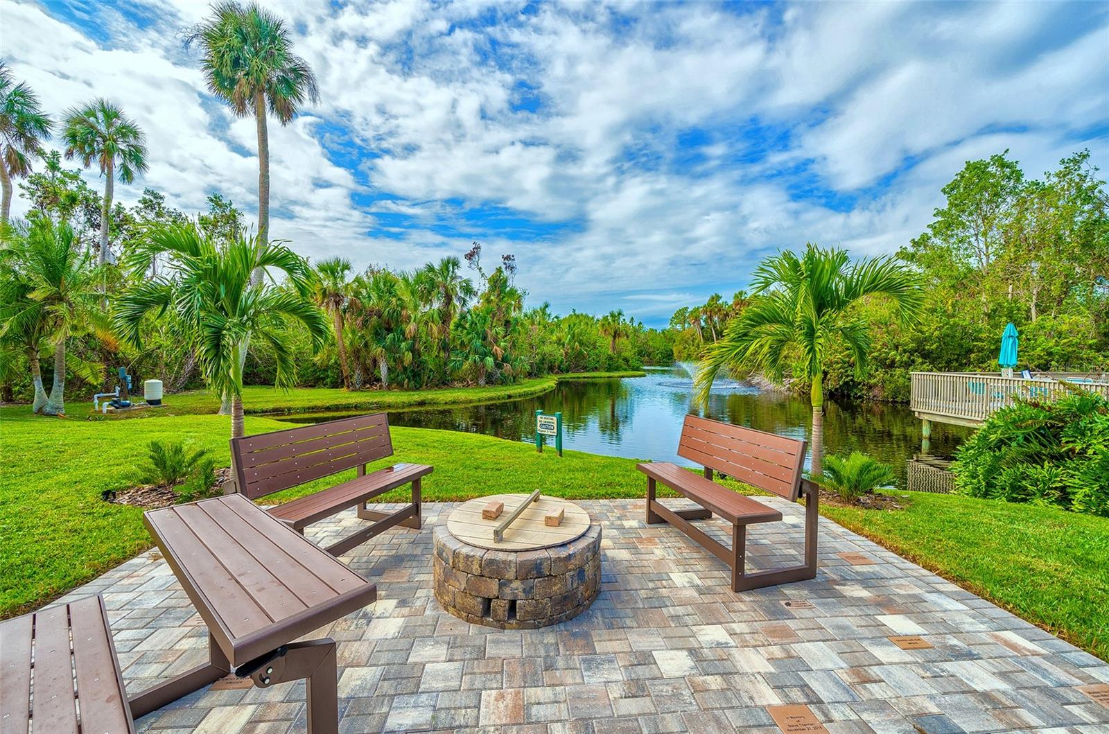 111 WOODLAND PL