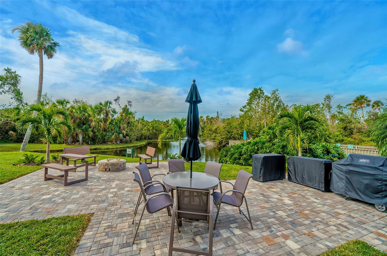111 WOODLAND PL