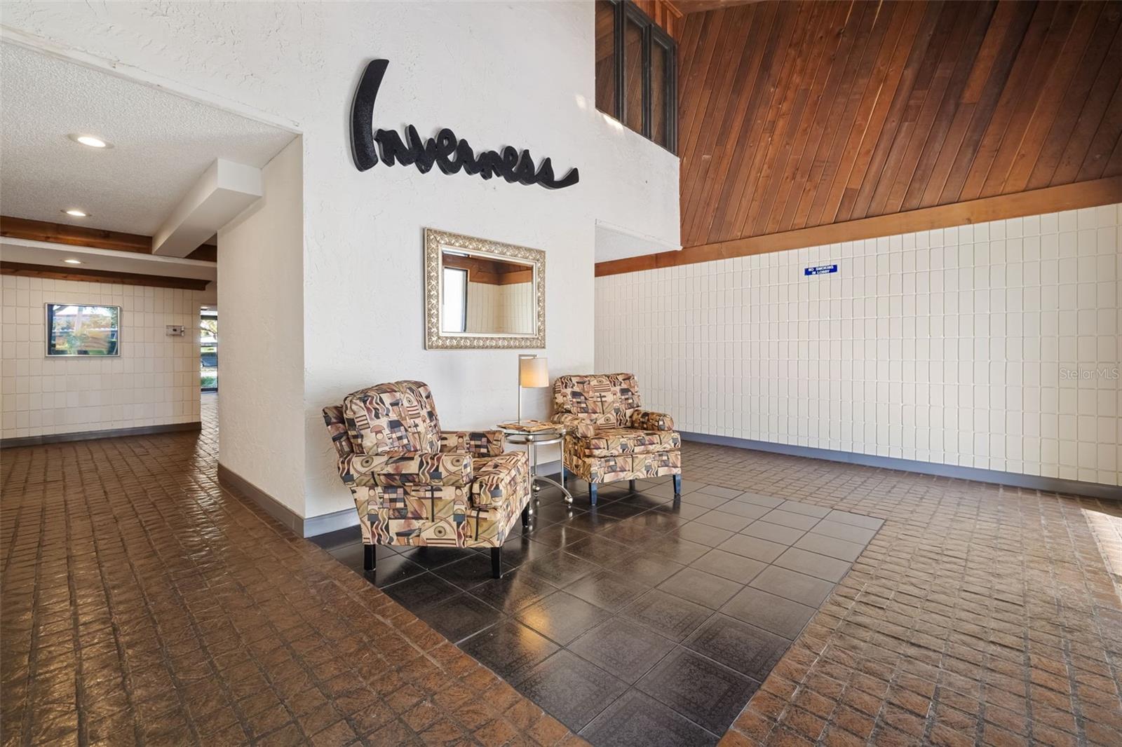 2585 COUNTRYSIDE BLVD #4302