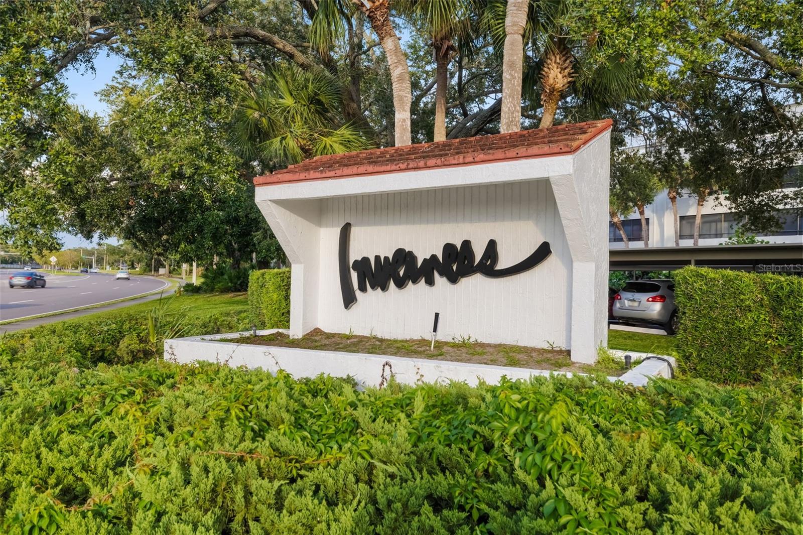 2585 COUNTRYSIDE BLVD #4302