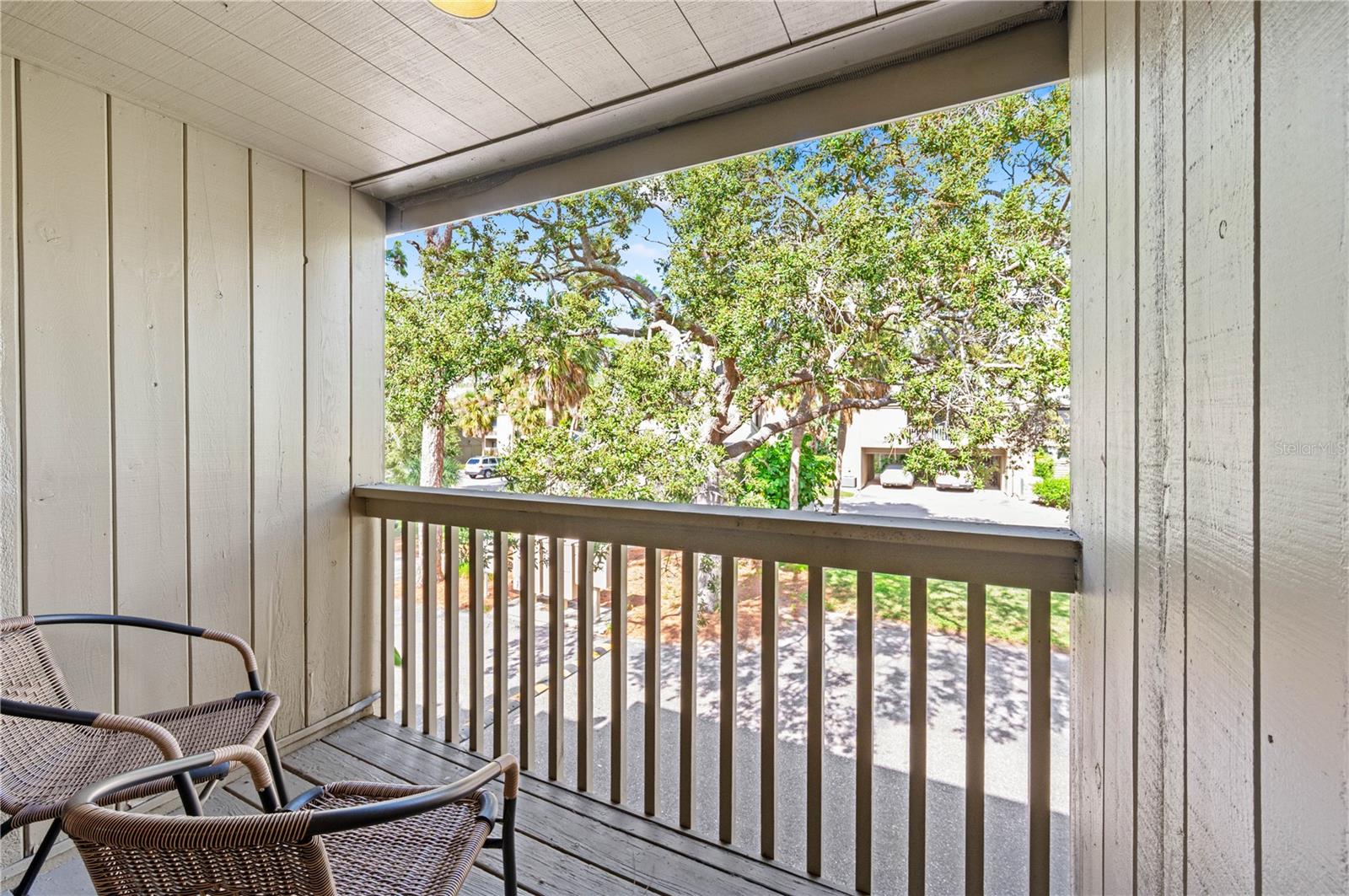 310 PINE RUN DR