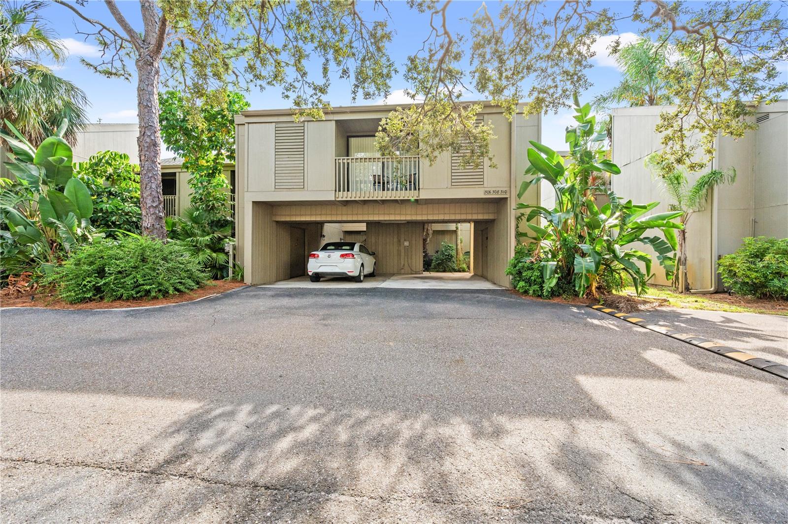 310 PINE RUN DR