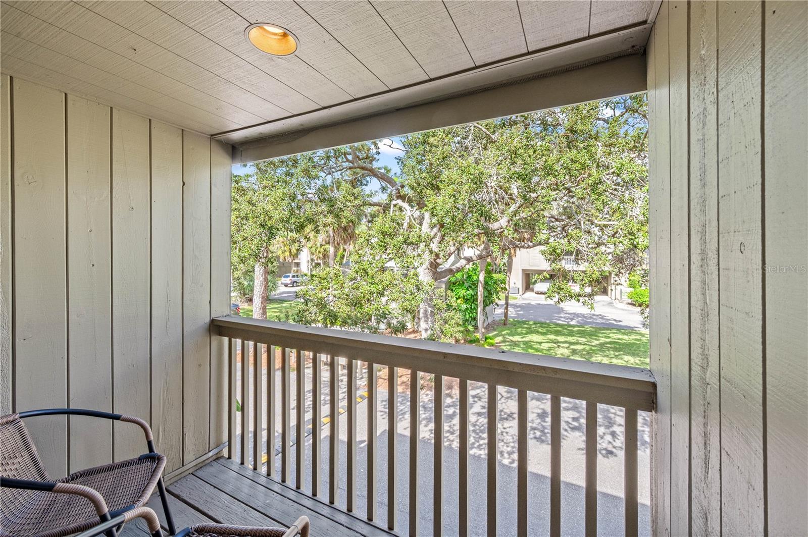 310 PINE RUN DR
