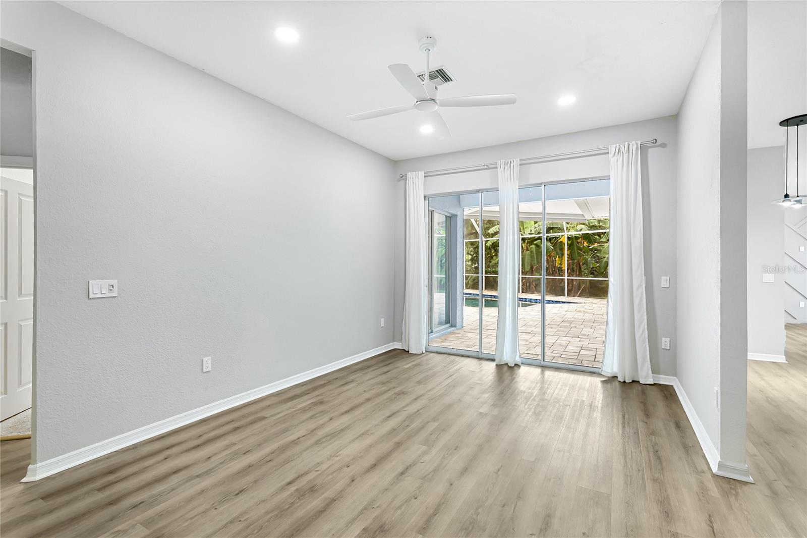 4454 HOLLYBROOK WAY