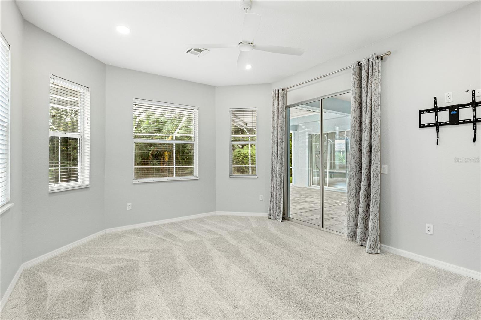4454 HOLLYBROOK WAY