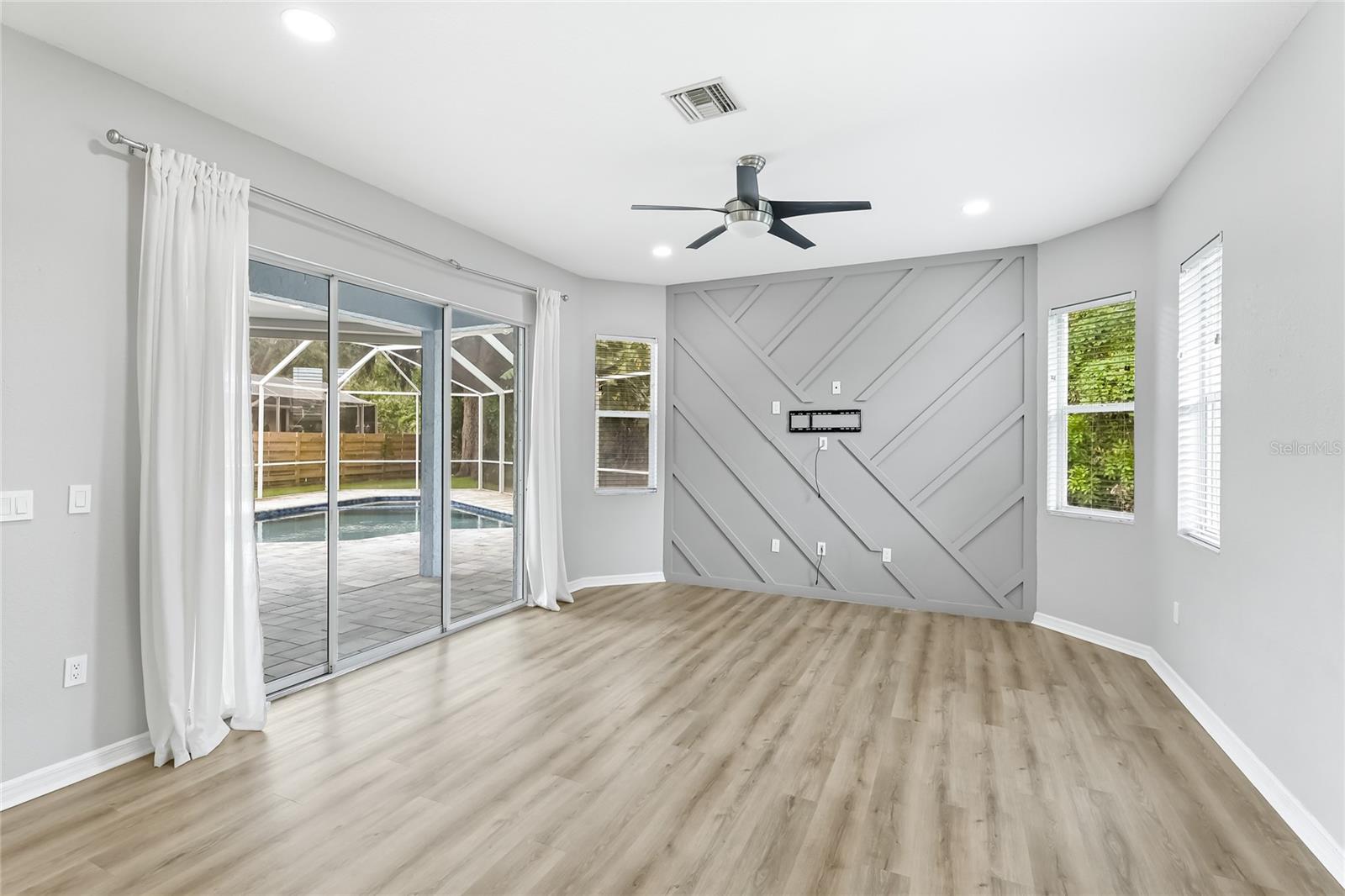 4454 HOLLYBROOK WAY