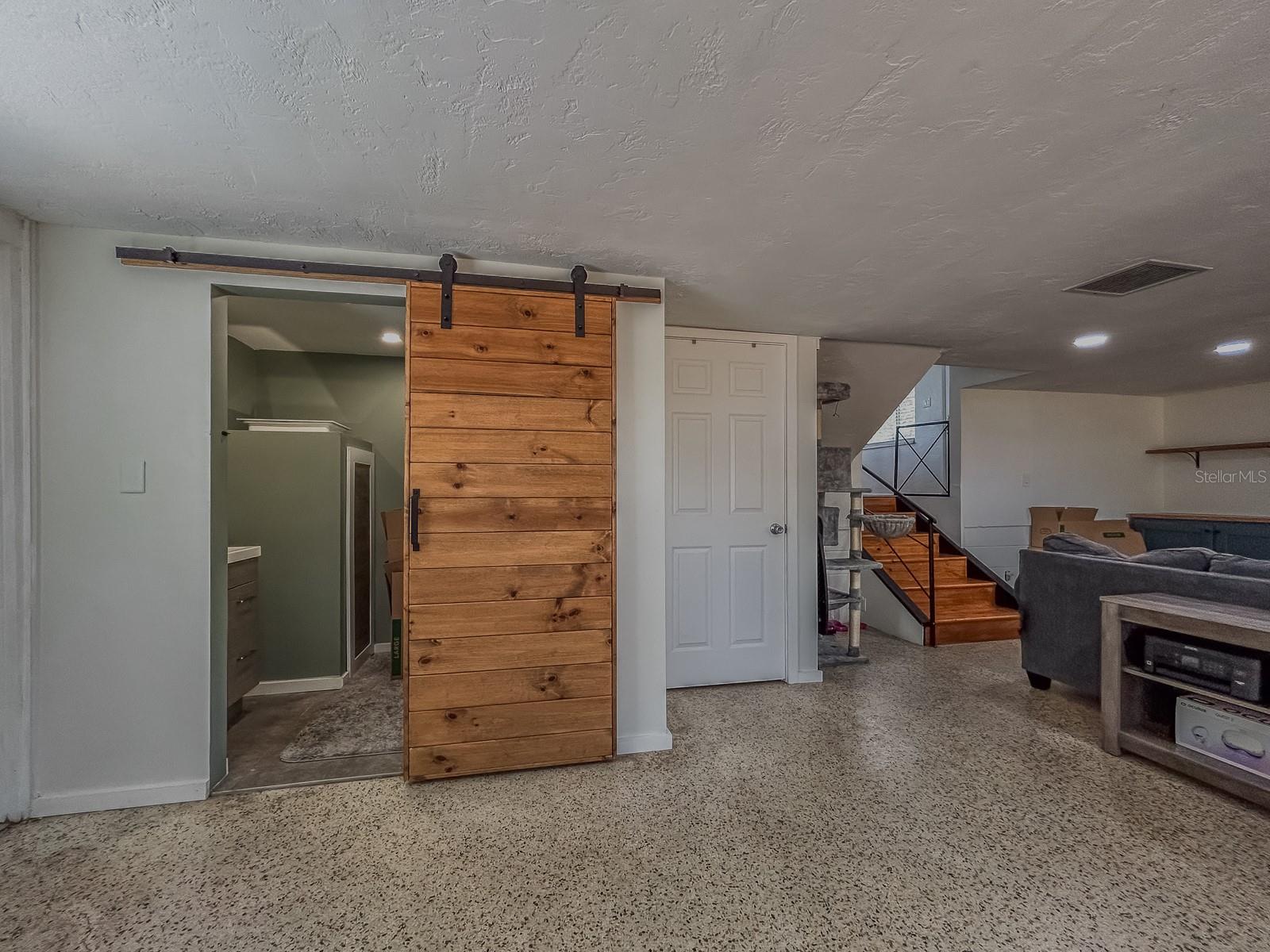 4247 DR MARTIN LUTHER KING JR ST N