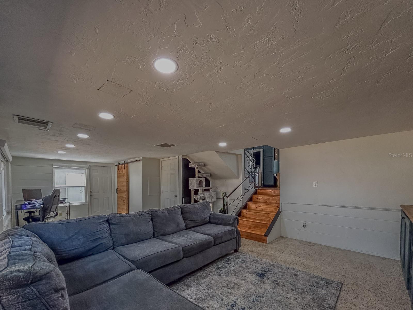 4247 DR MARTIN LUTHER KING JR ST N