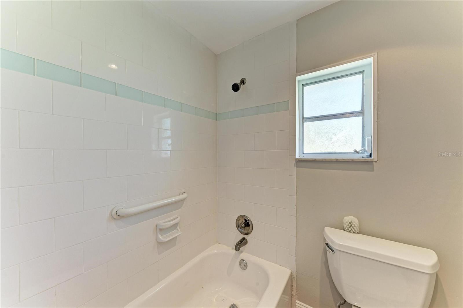 8164 ROBERT ST