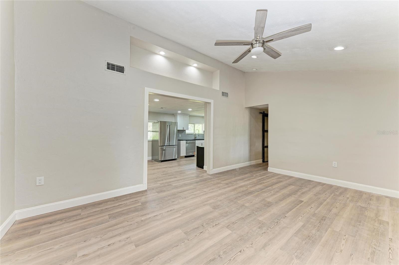 8164 ROBERT ST