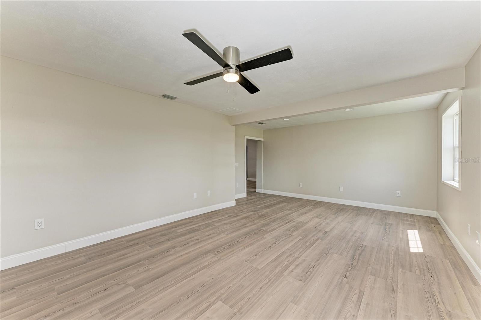 8164 ROBERT ST