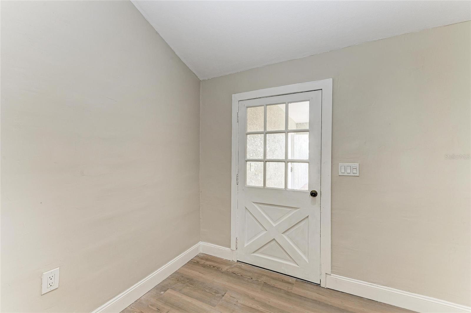 8164 ROBERT ST