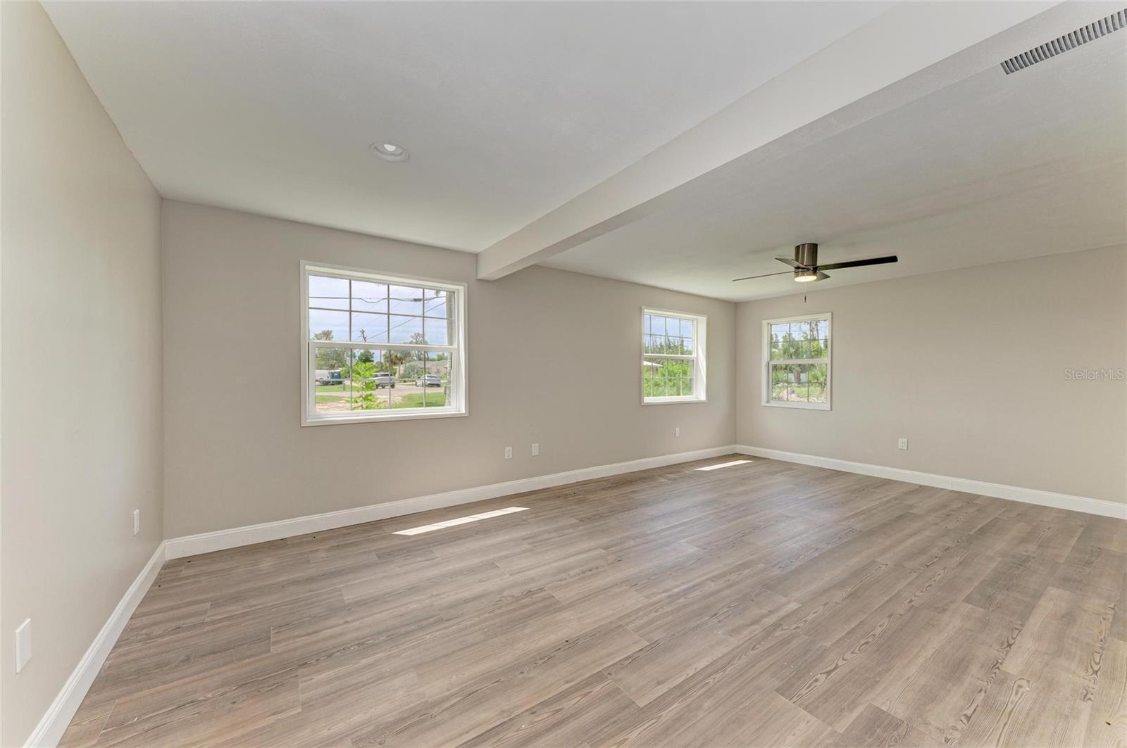 8164 ROBERT ST