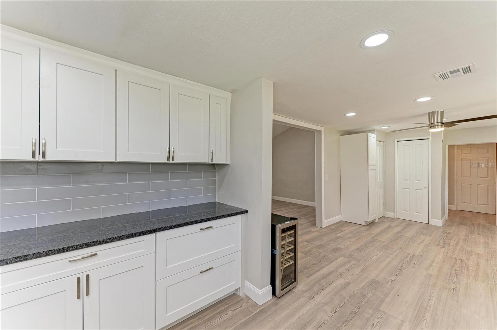 8164 ROBERT ST