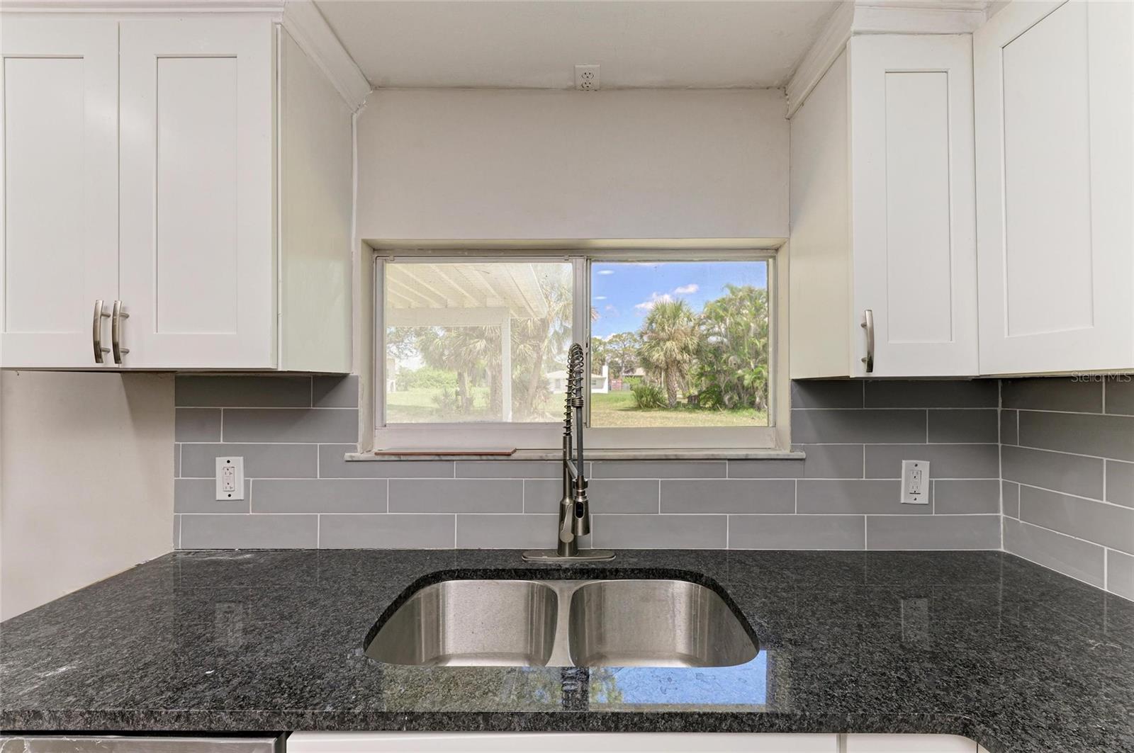 8164 ROBERT ST