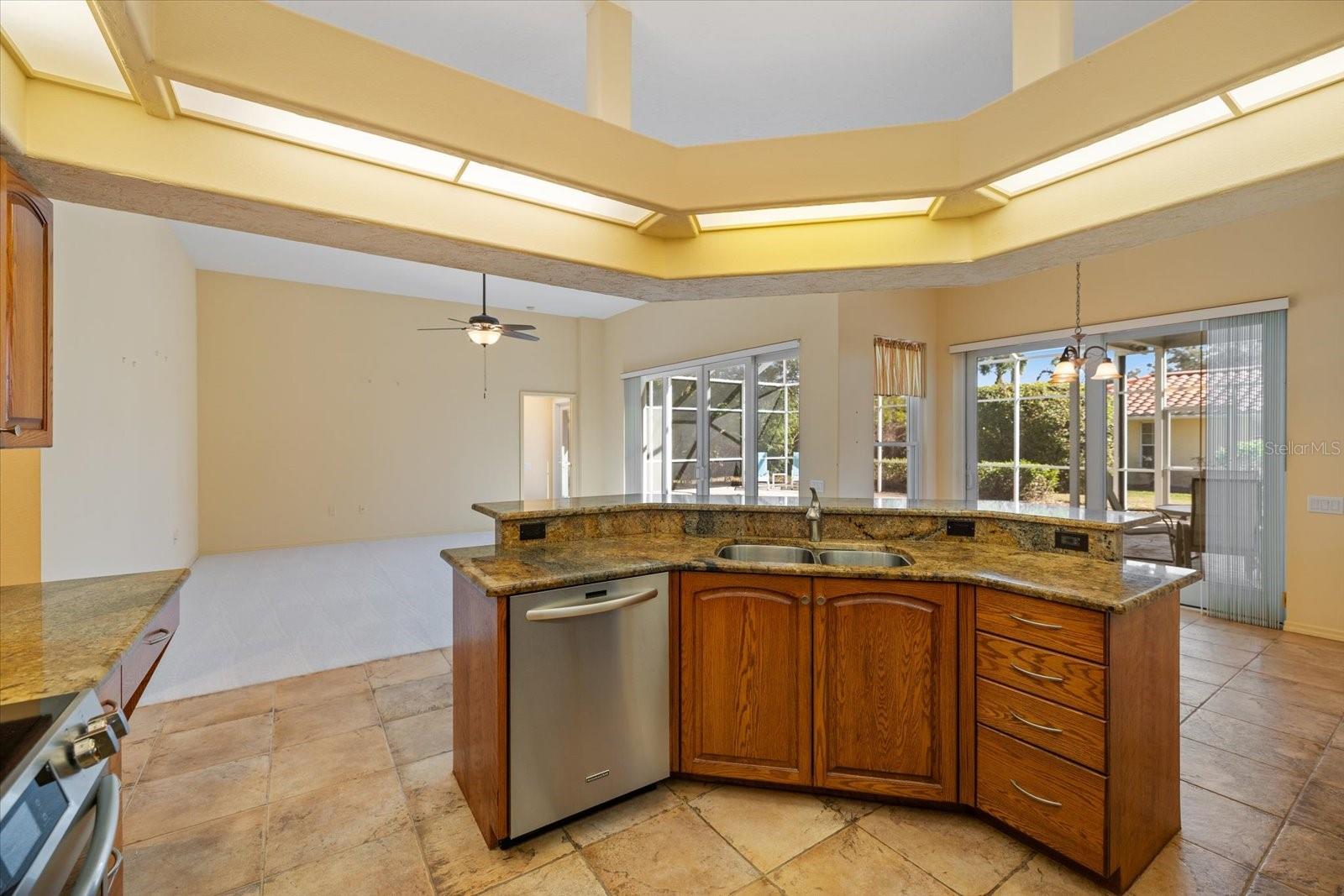 4565 DEER CREEK BLVD