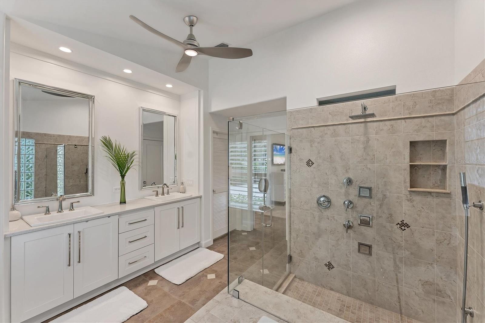 6102 SONESTA CT