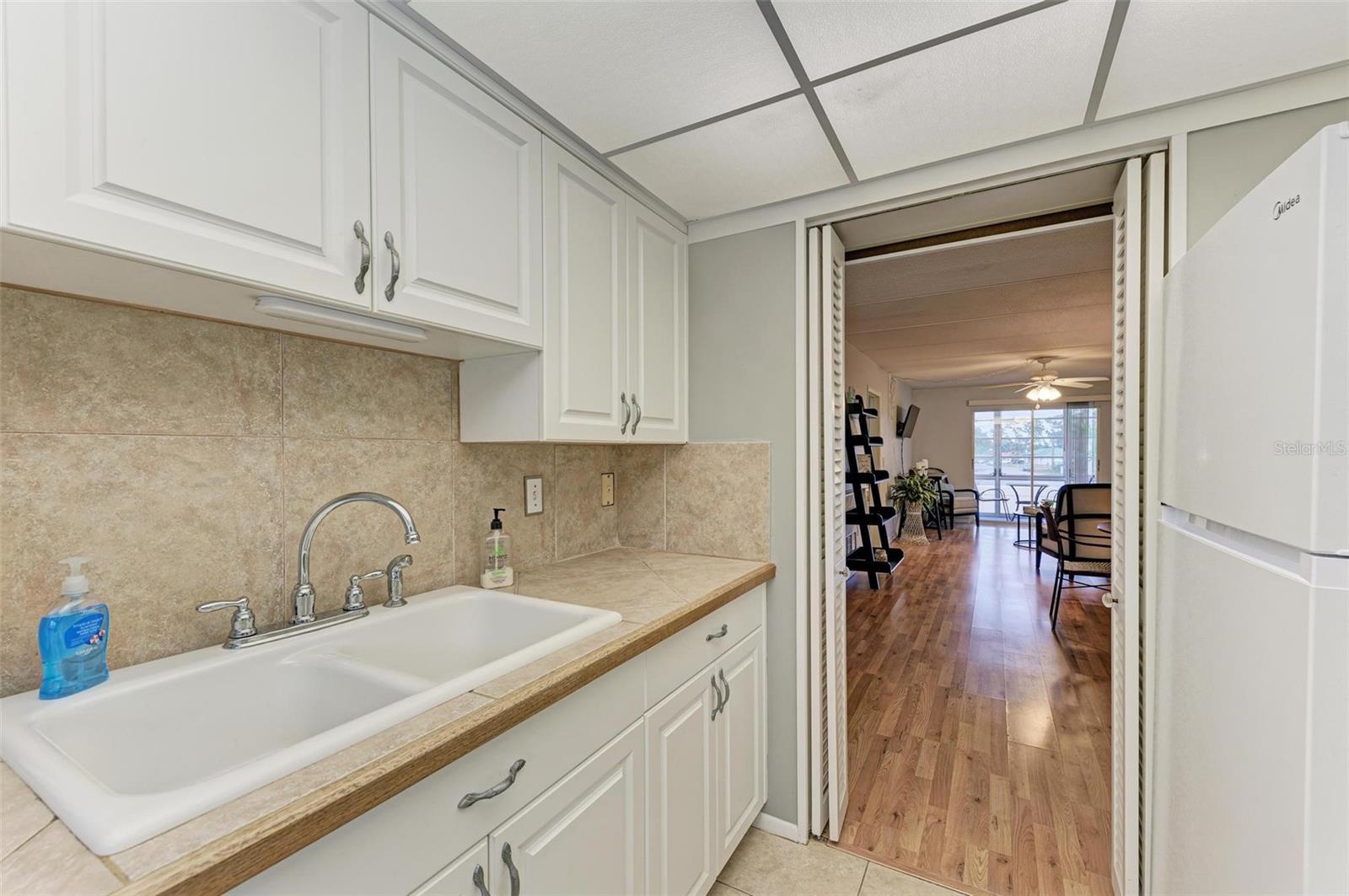 708 TAMIAMI TRL S #201