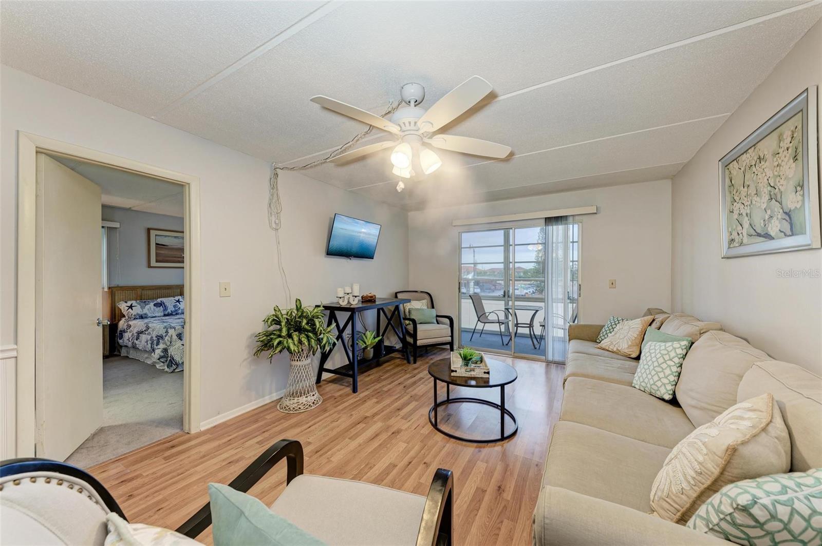 708 TAMIAMI TRL S #201