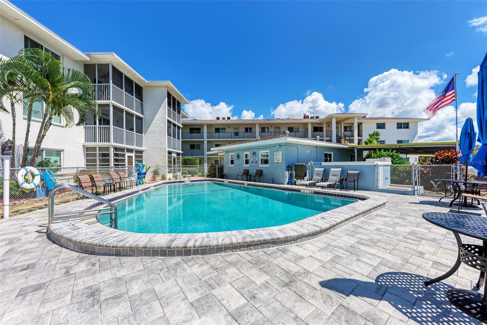 708 TAMIAMI TRL S #201