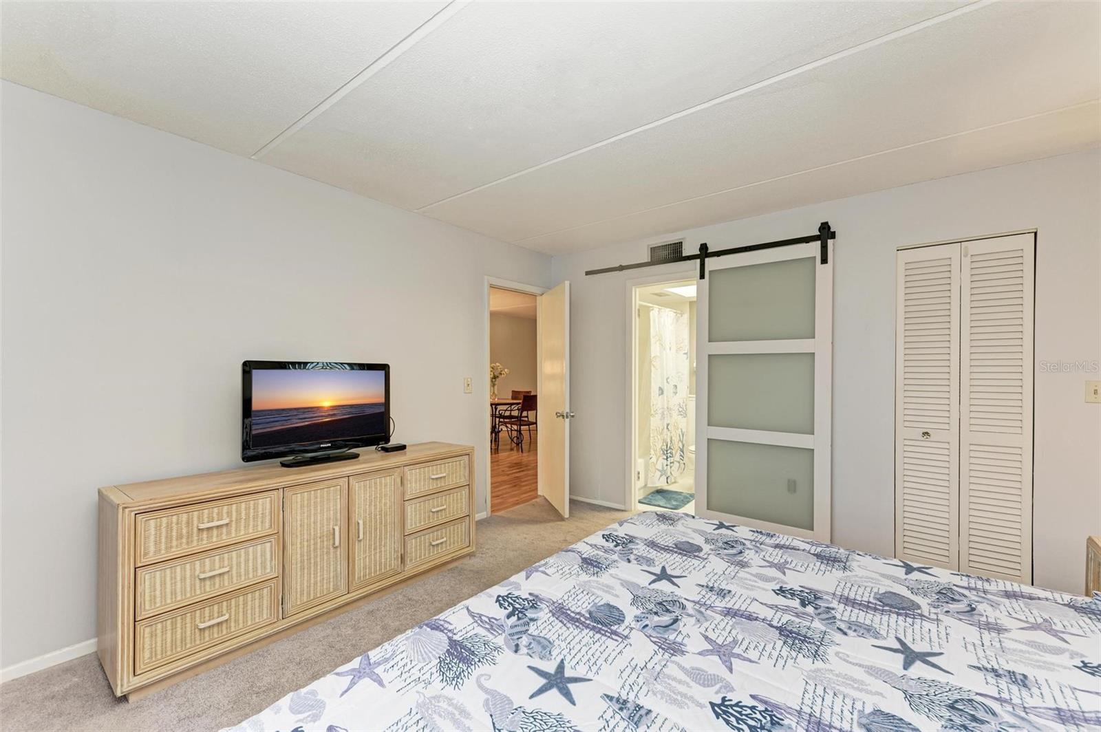 708 TAMIAMI TRL S #201