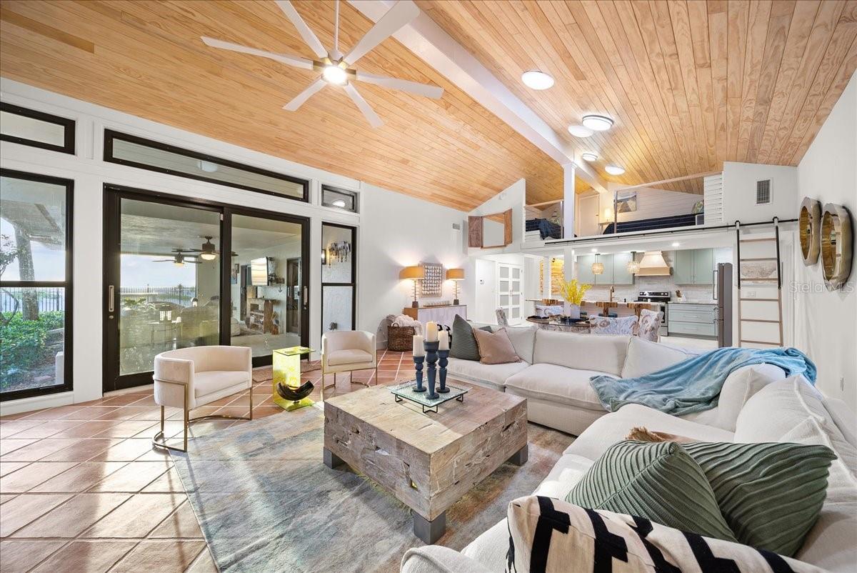 718 GOLDEN BEACH BLVD #1