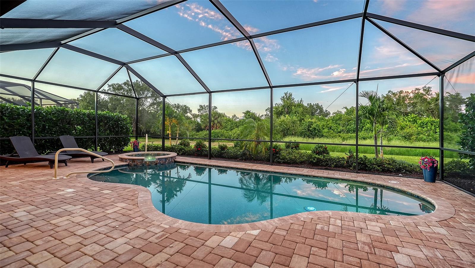 17609 HICKOK BELT LOOP