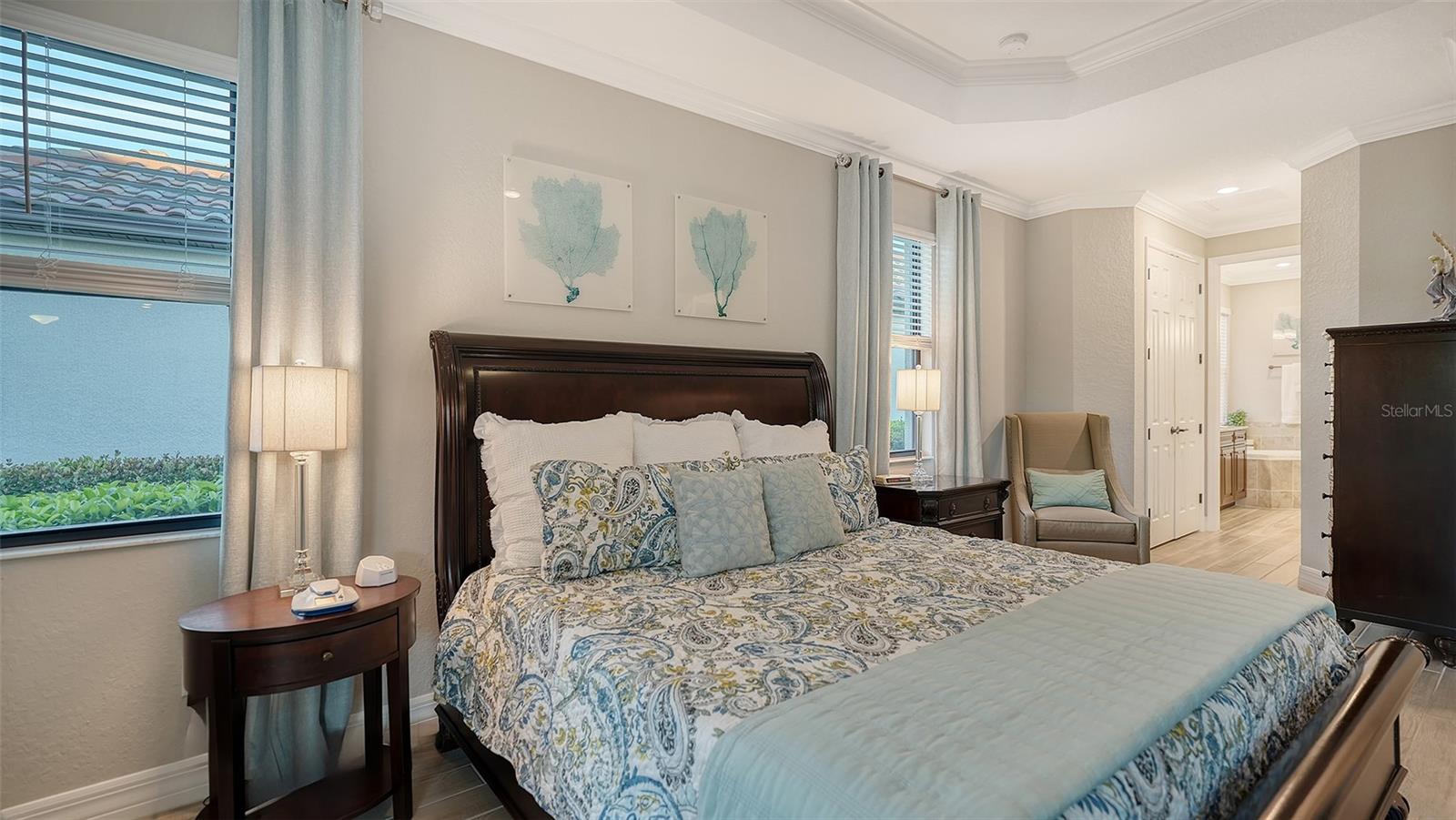 17609 HICKOK BELT LOOP