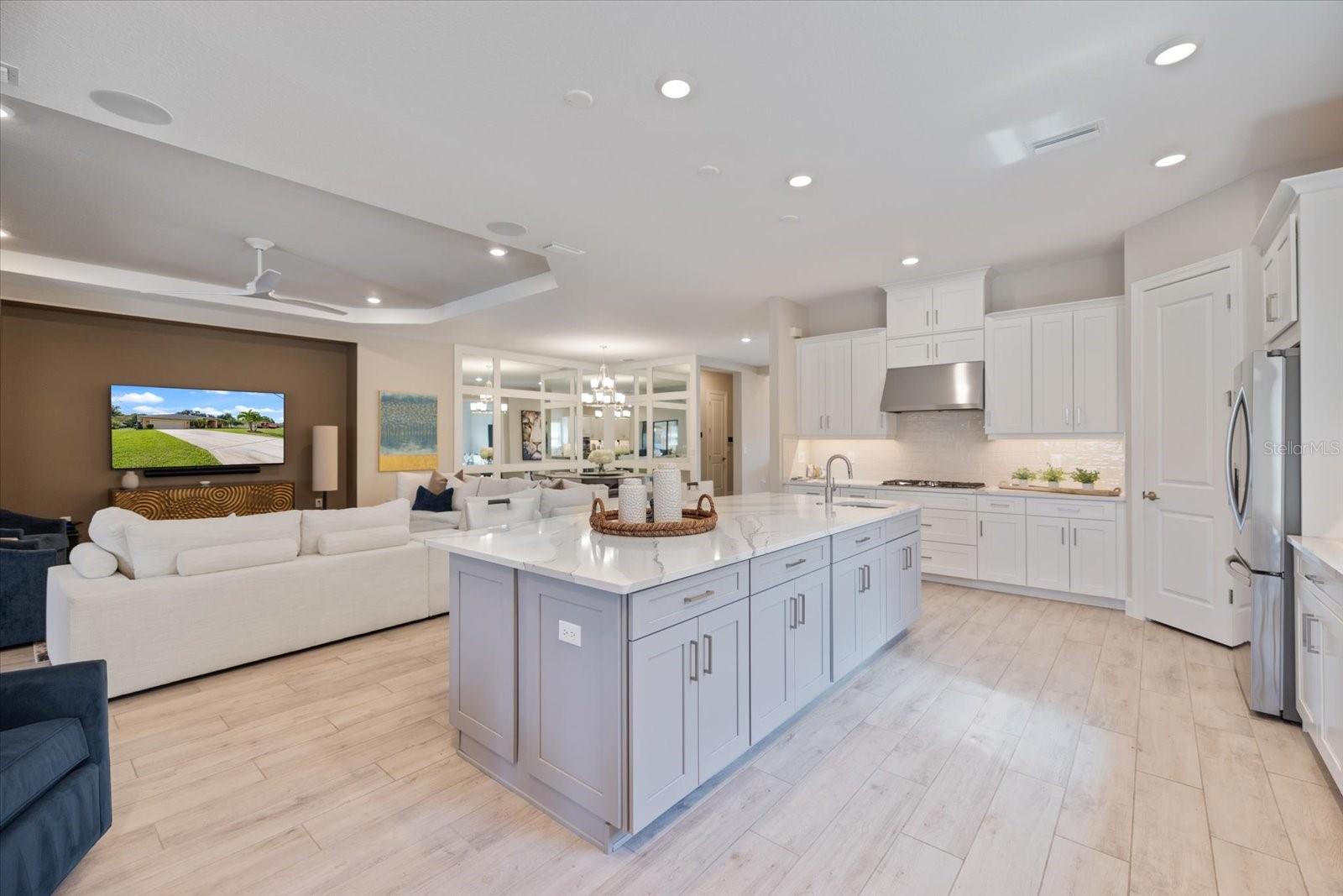 3836 SANTA CATERINA BLVD