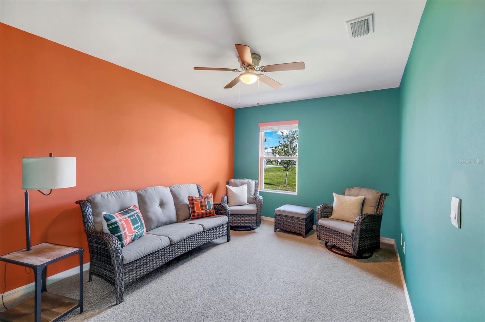 566 CORRIENTES CIR
