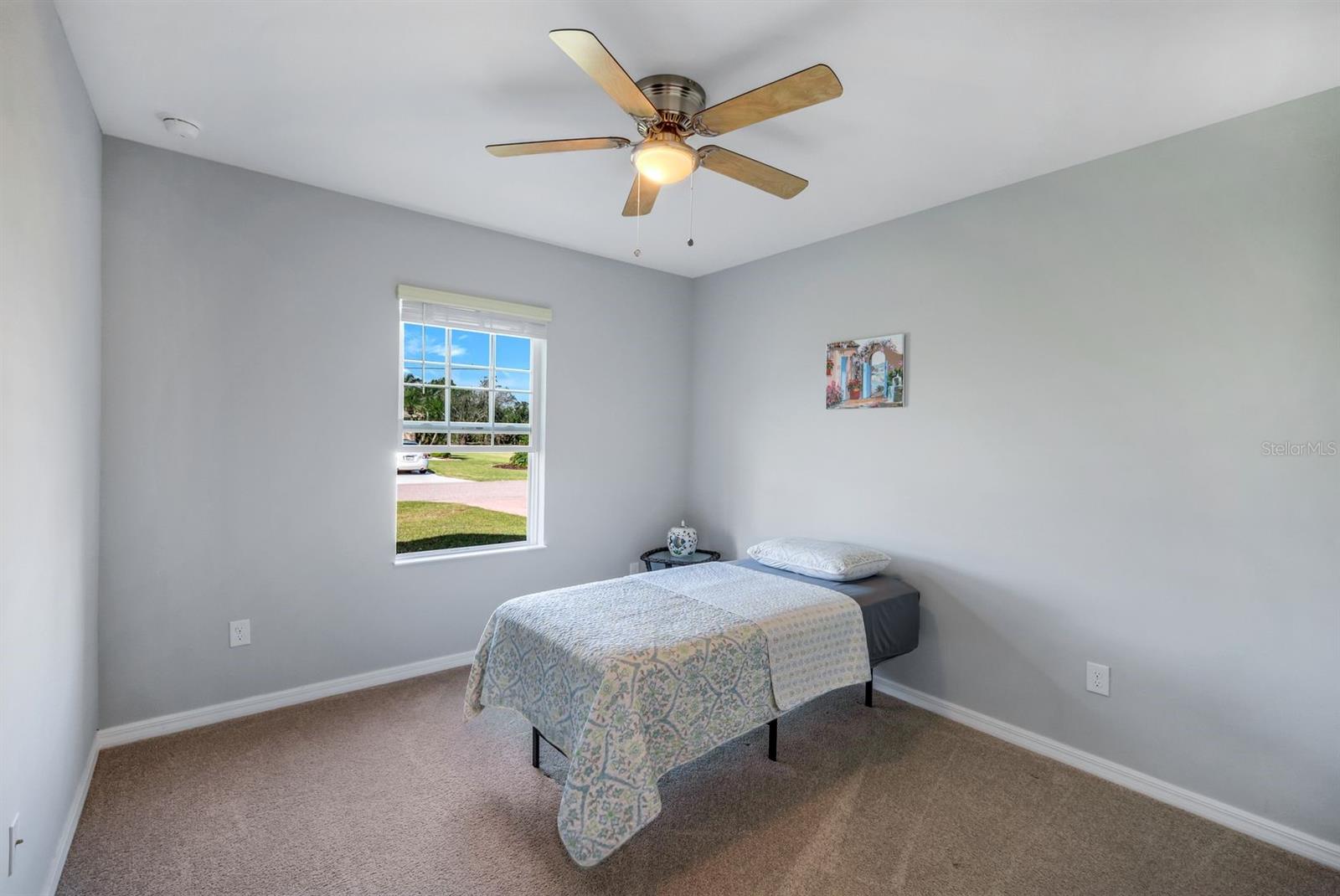 566 CORRIENTES CIR